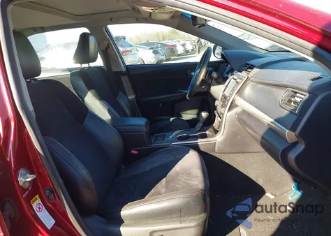 2016 Toyota Camry Xse V6 z USA, uszkodzony, nr VIN 4T1BK1FKXGU571186